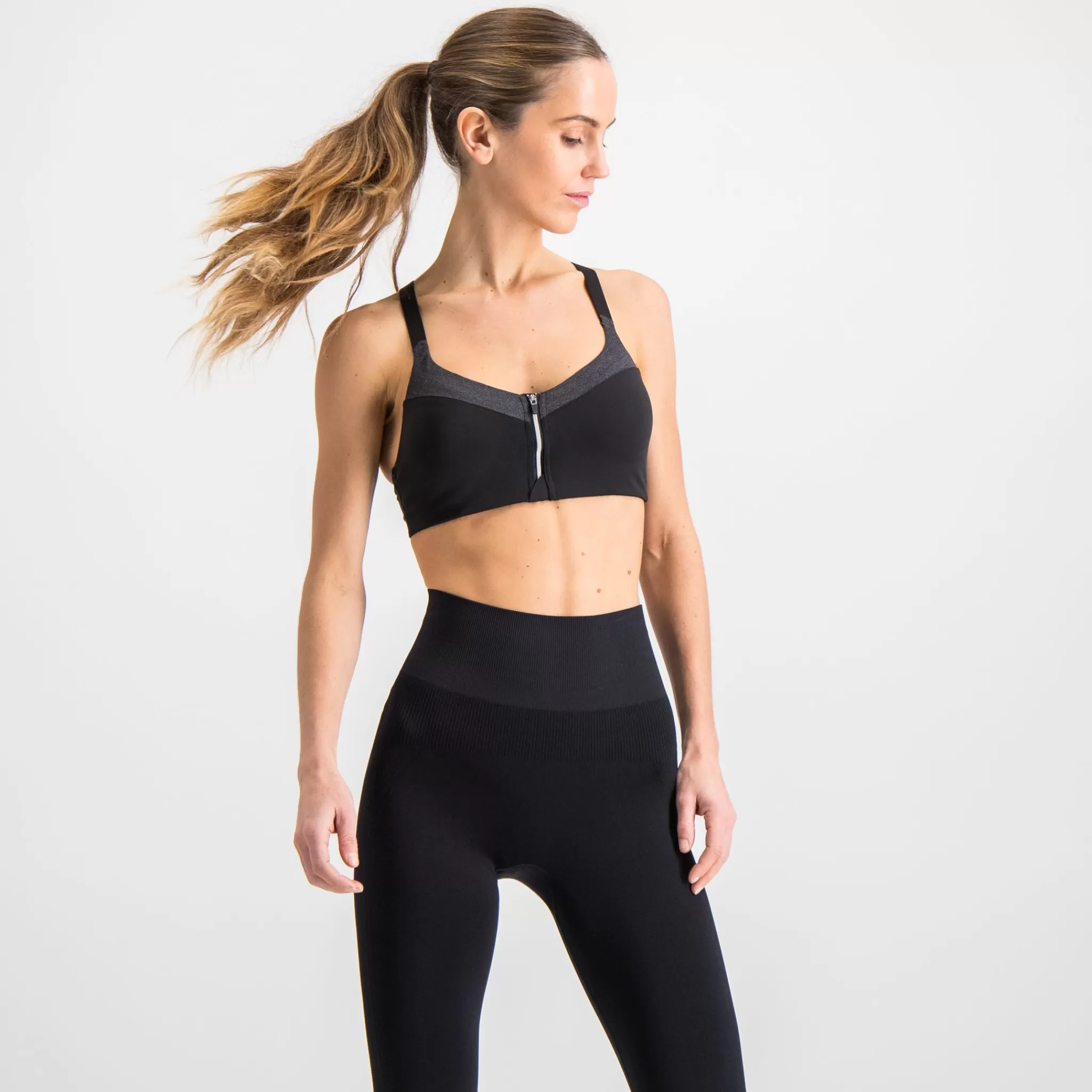 casall Urheiluliivit Ja Urheilutopit<Front Zip Sports Bra, Naisten Urheiluliivit