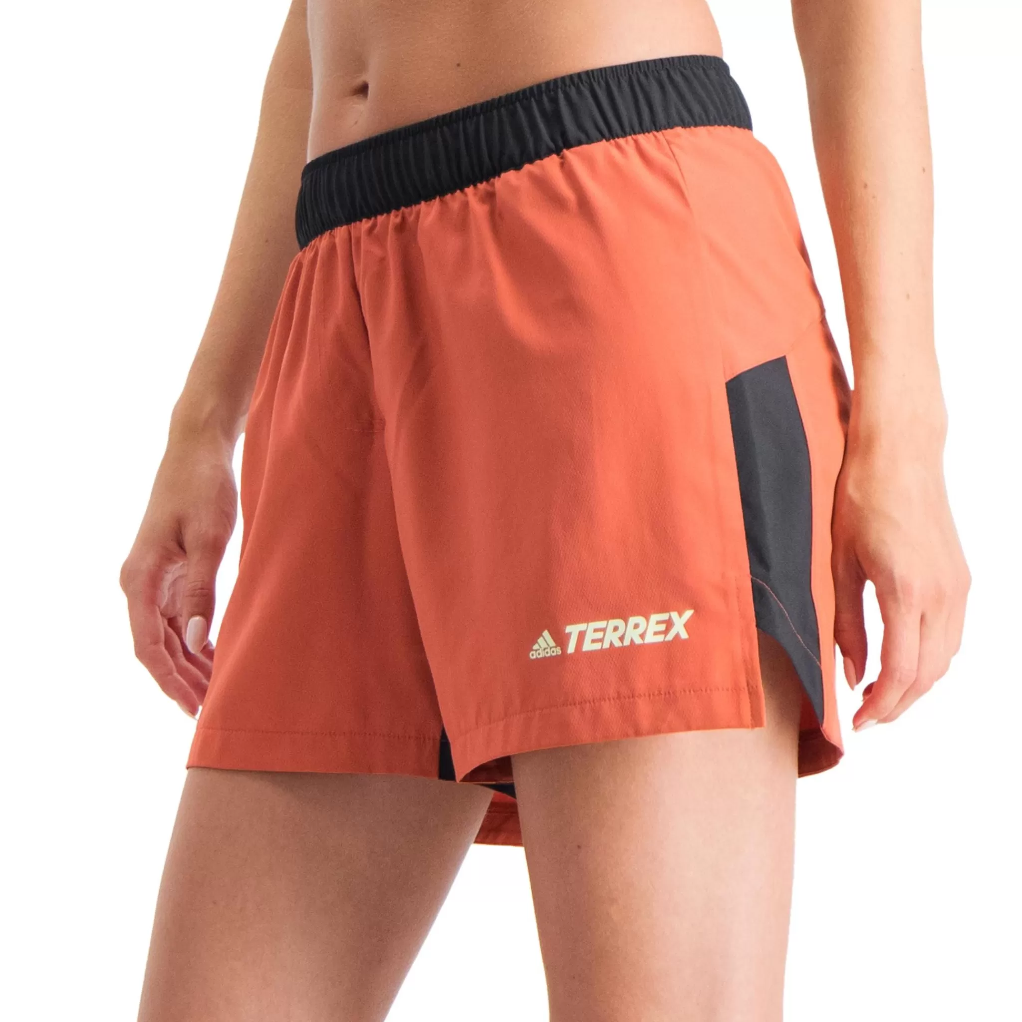 adidas Shortsit Ja Caprit<Trail Shorts, Naisten Treenishortsit